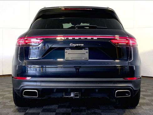 Certified 2023 Porsche Cayenne image 6