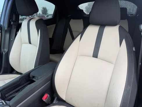 Used 2019 Honda Civic EX image 10