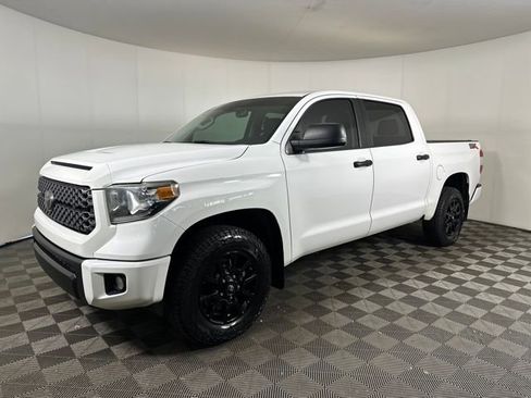 Used 2020 Toyota Tundra SR5 image 7