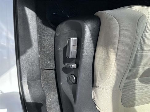 Certified 2022 Honda CR-V EX image 19