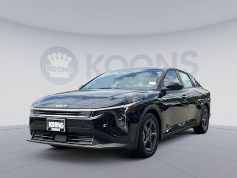 New 2026 Kia K4 FWD image 1