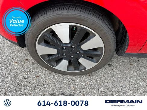 Used 2016 Kia Soul + w/ Designer's Package FWD image 16