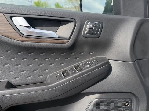 Certified 2020 Ford Escape Titanium w/ Titanium Premium Package 2.0 image 23