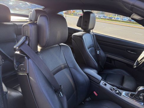 Used 2011 BMW 335is Convertible image 19