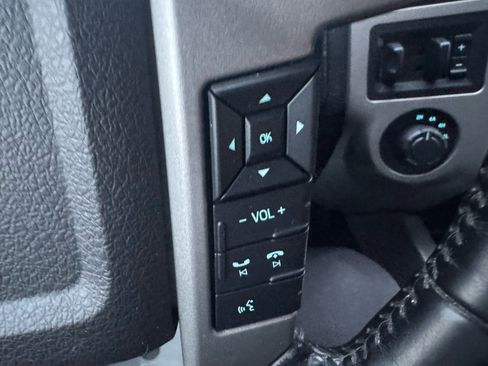 Used 2017 Ford Expedition EL Limited image 19