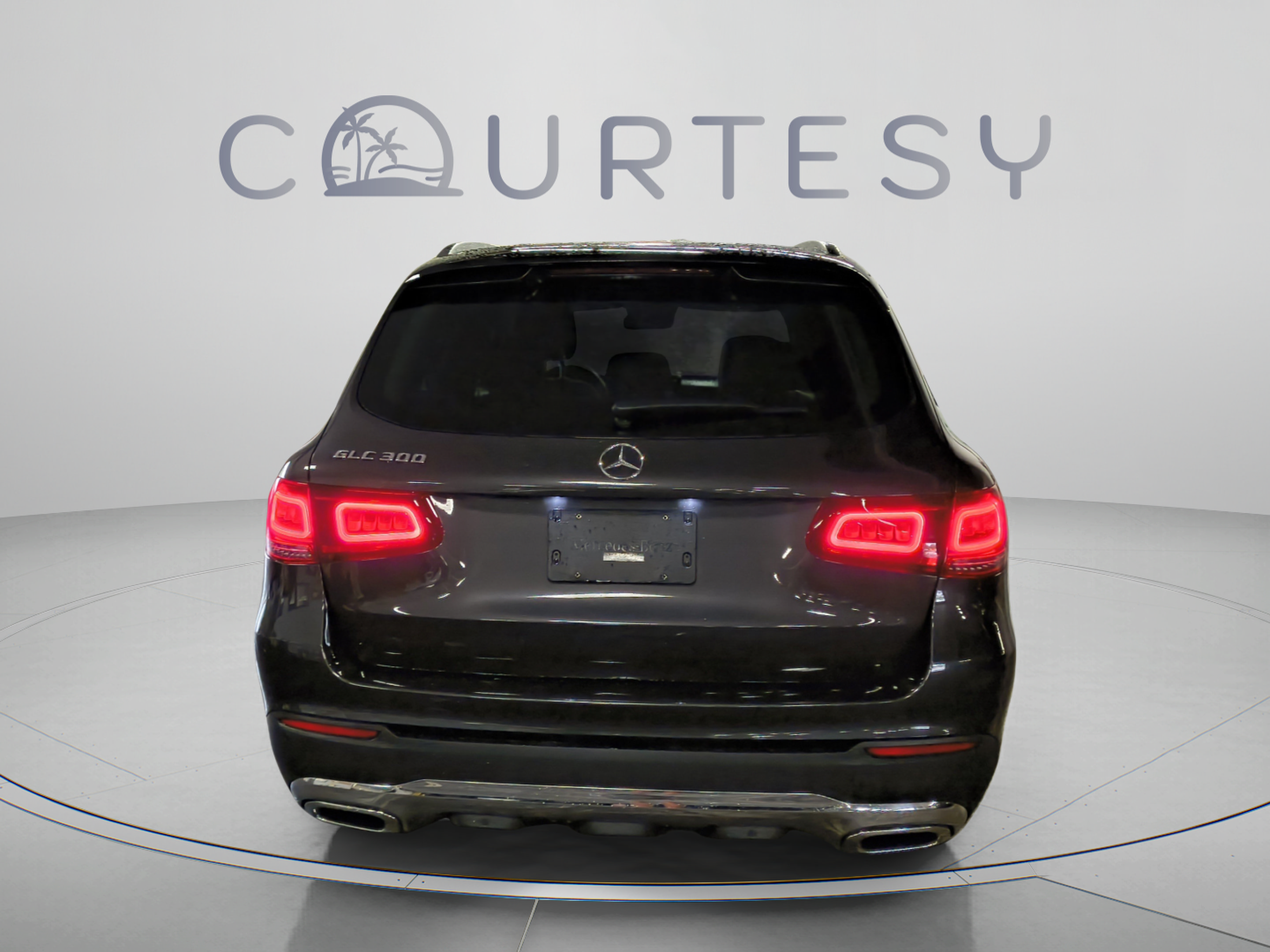 Used 2022 Mercedes-Benz GLC 300 image 6