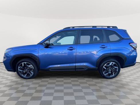 Used 2025 Subaru Forester Limited w/ Popular Package AWD/4WD image 5