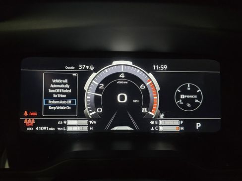 Used 2023 Toyota Tundra Platinum image 32