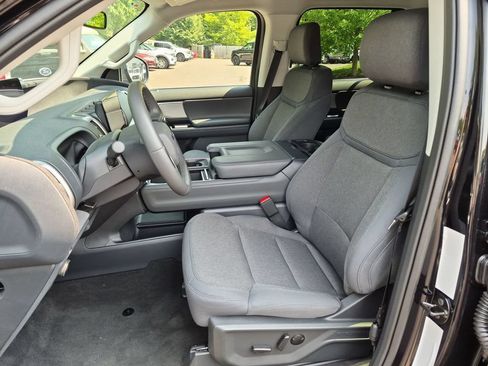 New 2026 Ford Expedition Active AWD/4WD image 12