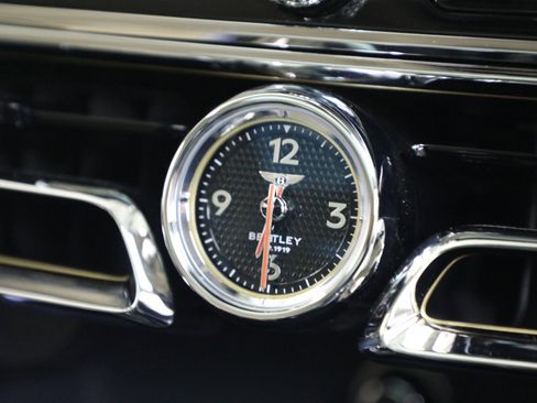 Certified 2020 Bentley Flying Spur W12 image 21