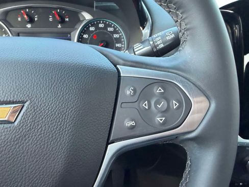 Used 2023 Chevrolet Traverse LT AWD/4WD image 30