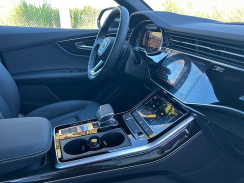 New 2025 Audi Q8 Premium image 53