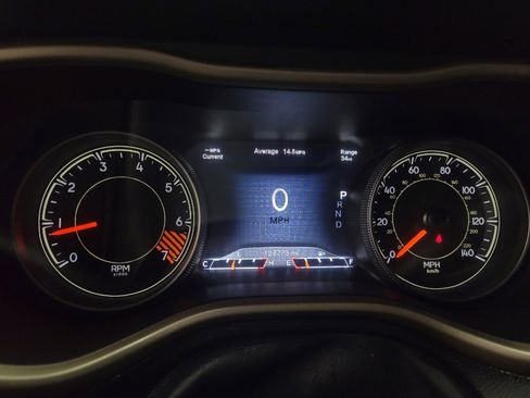 Used 2015 Jeep Cherokee Limited FWD image 23