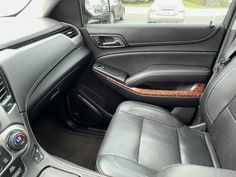 Used 2015 Chevrolet Tahoe LTZ AWD/4WD image 28
