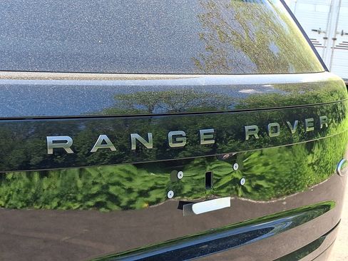 Used 2023 Land Rover Range Rover SE AWD/4WD image 30