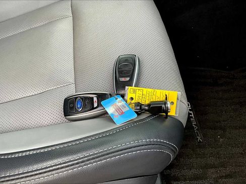 Used 2020 Subaru Outback Limited w/ Popular Package #2 image 14