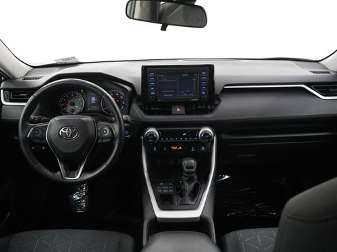 Used 2020 Toyota RAV4 XLE w/ XLE Grade Weather Package image 13