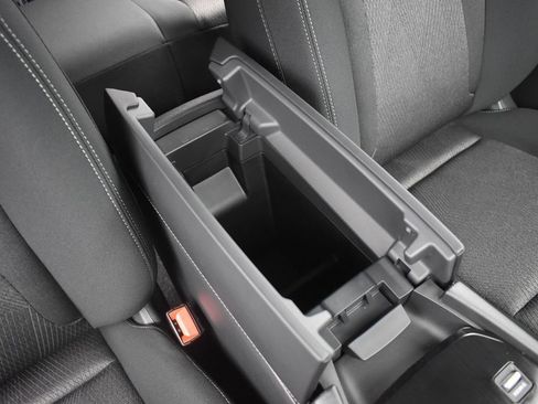 New 2026 Nissan Rogue SV image 24