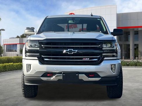 Used 2017 Chevrolet Silverado 1500 LTZ Z71 w/ Redline Edition image 10