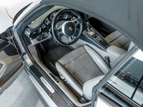 Certified 2015 Porsche 911 Carrera 4 GTS AWD/4WD image 5