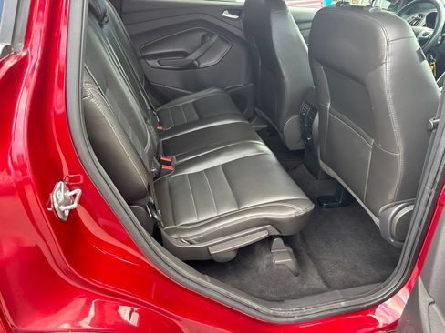 Used 2015 Ford Escape SE w/ Equipment Group 201A AWD/4WD image 18