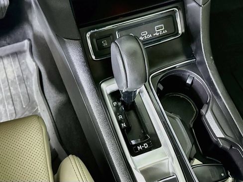 Used 2023 Subaru Ascent Limited w/ Technology Package AWD/4WD image 22