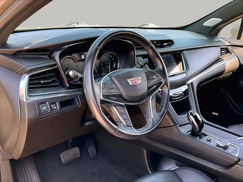 Used 2023 Cadillac XT5 Premium Luxury FWD image 33