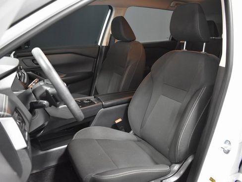 Certified 2025 Nissan Rogue S image 5