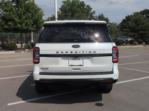 Certified 2024 Ford Expedition Limited AWD/4WD image 5