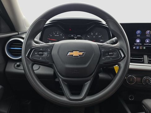 Used 2024 Chevrolet Trax LS FWD image 9