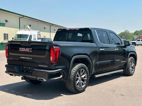 Used 2021 GMC Sierra 1500 Denali w/ Denali Ultimate Package AWD/4WD image 6