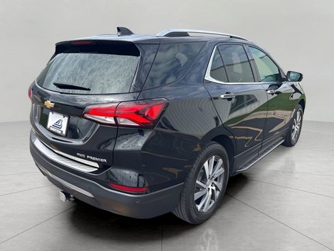 Used 2023 Chevrolet Equinox Premier AWD/4WD image 4