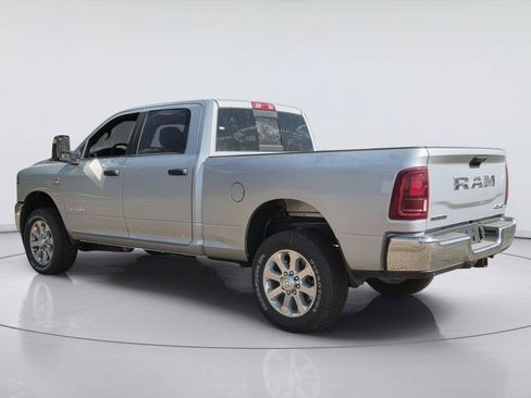 New 2026 RAM 2500 Big Horn AWD/4WD image 4