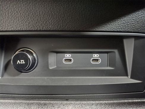 Used 2023 Audi Q7 3.0T Prestige image 17