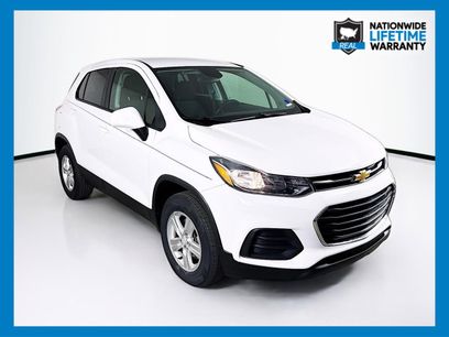 Used 2022 Chevrolet Trax LS w/ Tint and Cruise Package