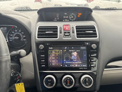 Used 2017 Subaru Forester 2.5i Limited AWD/4WD image 18
