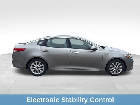 Used 2016 Kia Optima EX image 8