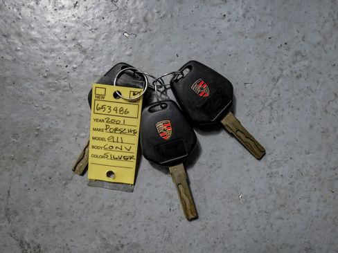 Used 2001 Porsche 911 Carrera RWD image 49