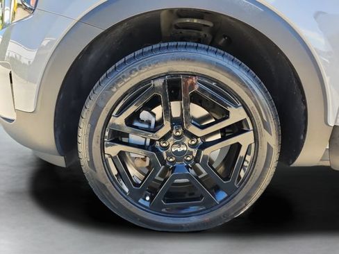 Certified 2024 Kia Telluride EX X-Line AWD/4WD image 31