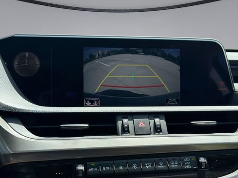 Used 2020 Lexus ES 350 w/ Premium Package FWD image 24
