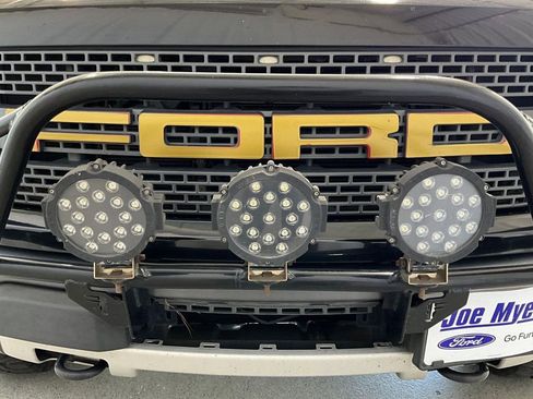 Used 2010 Ford F150 Raptor image 27