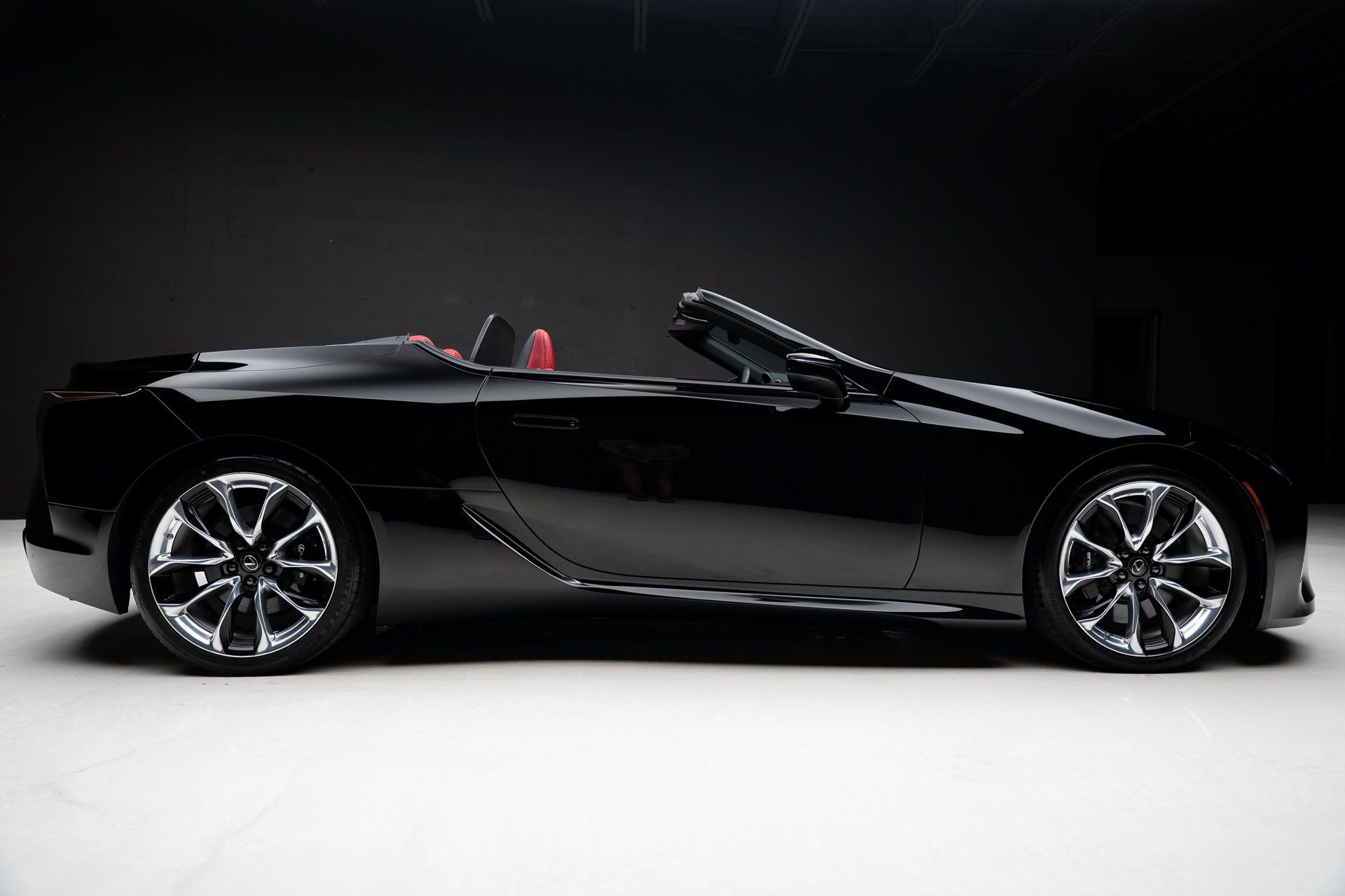 Used 2021 Lexus LC 500 Convertible w/ Touring Package RWD image 36