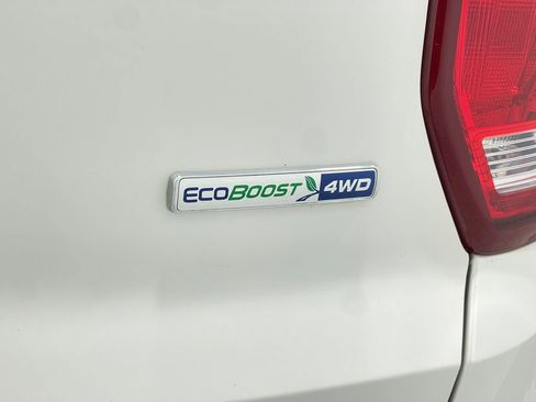 Used 2016 Ford Explorer XLT w/ Equipment Group 202A image 44