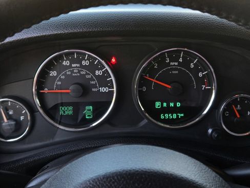 Used 2017 Jeep Wrangler Sport w/ Quick Order Package 24S AWD/4WD image 22