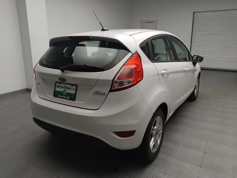 Used 2017 Ford Fiesta SE image 9