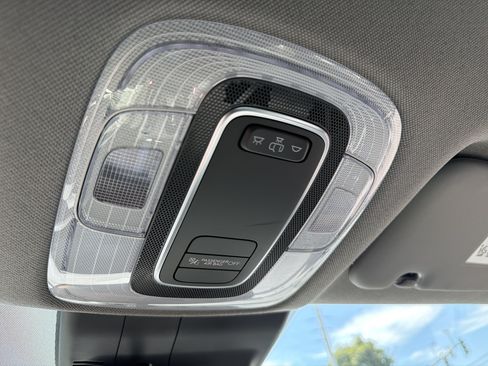 Used 2025 Hyundai Elantra Sport FWD image 19