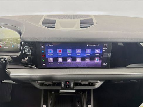 New 2026 Porsche Cayenne AWD/4WD image 17