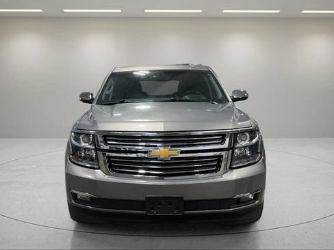 Used 2017 Chevrolet Suburban Premier AWD/4WD image 21