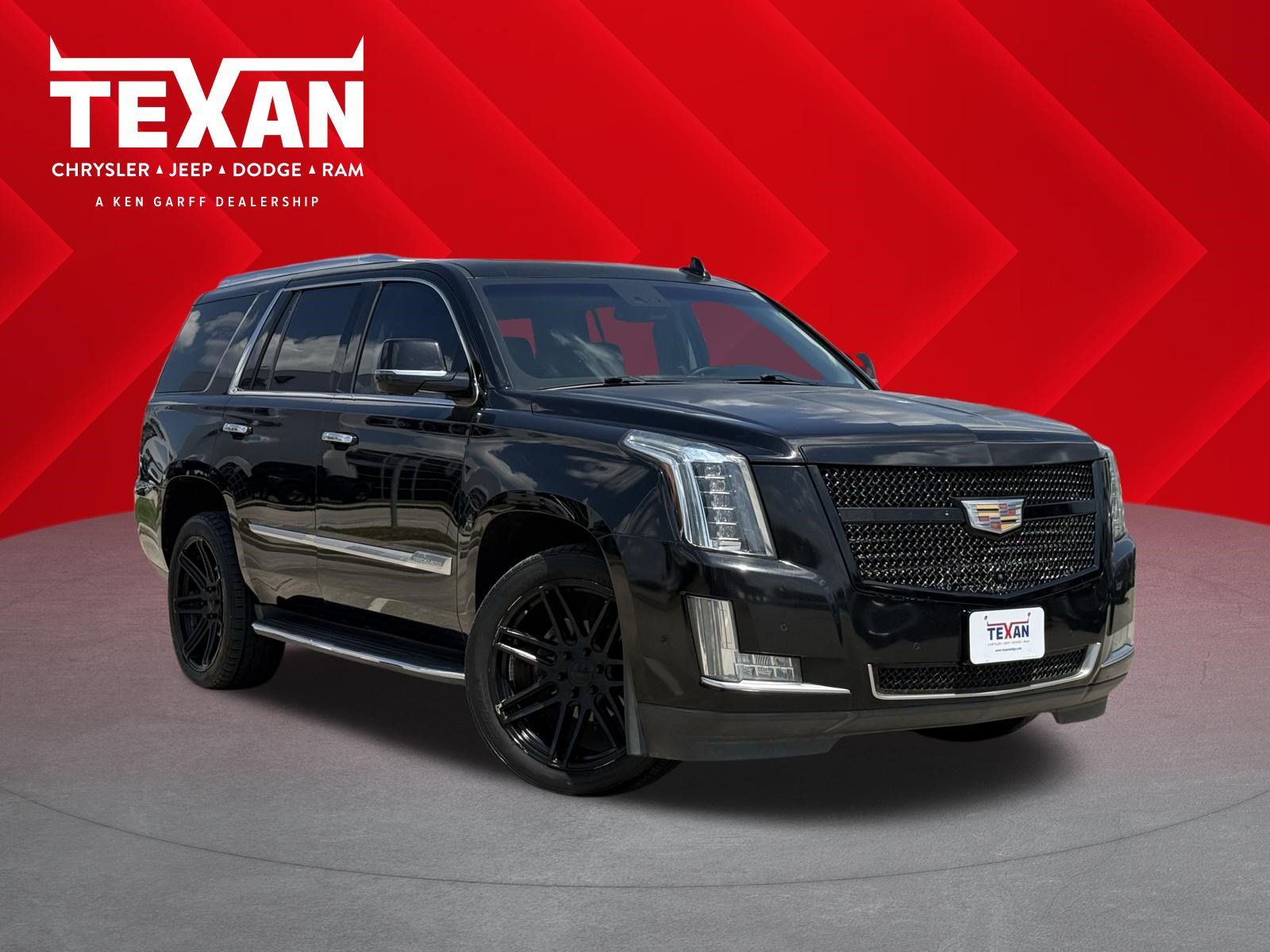 Used 2018 Cadillac Escalade Luxury RWD image 1