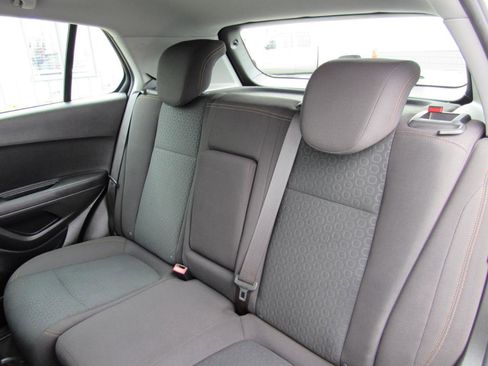 Used 2017 Chevrolet Trax LS image 32